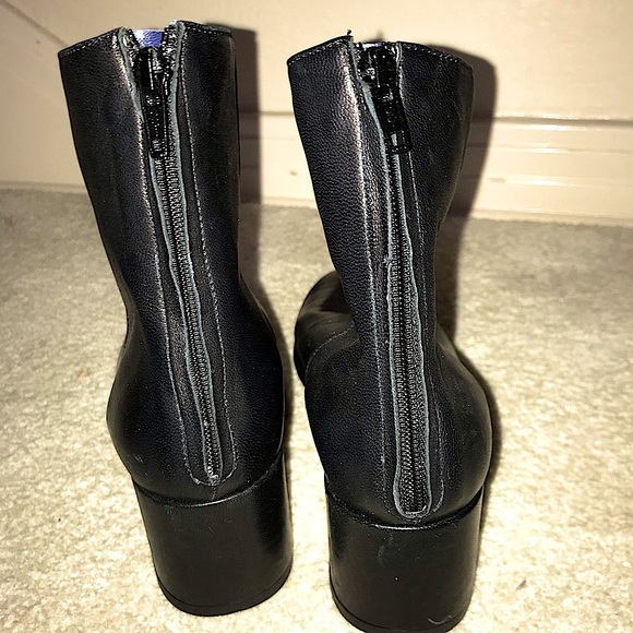 Black boot booties made in Italy size 7 - Picture 3 of 5
